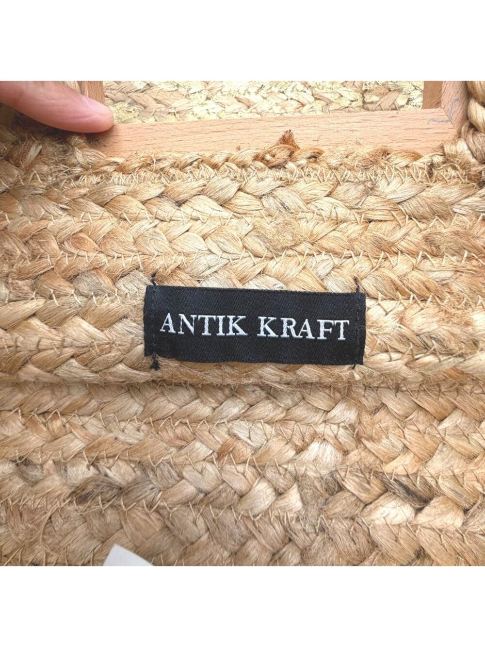 Antik Kraft Jute Tote Bag with Wooden Handles - Picture 4 of 5